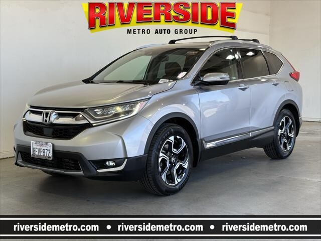 2018 Honda CR-V Touring — photo 1 of 13