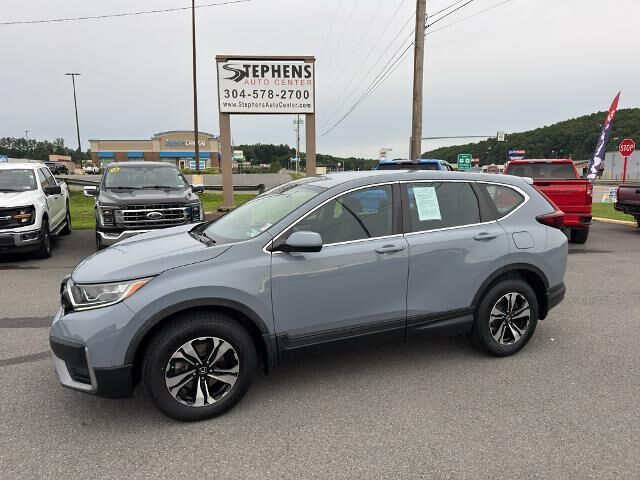 2022 Honda CR-V SE — photo 1 of 13