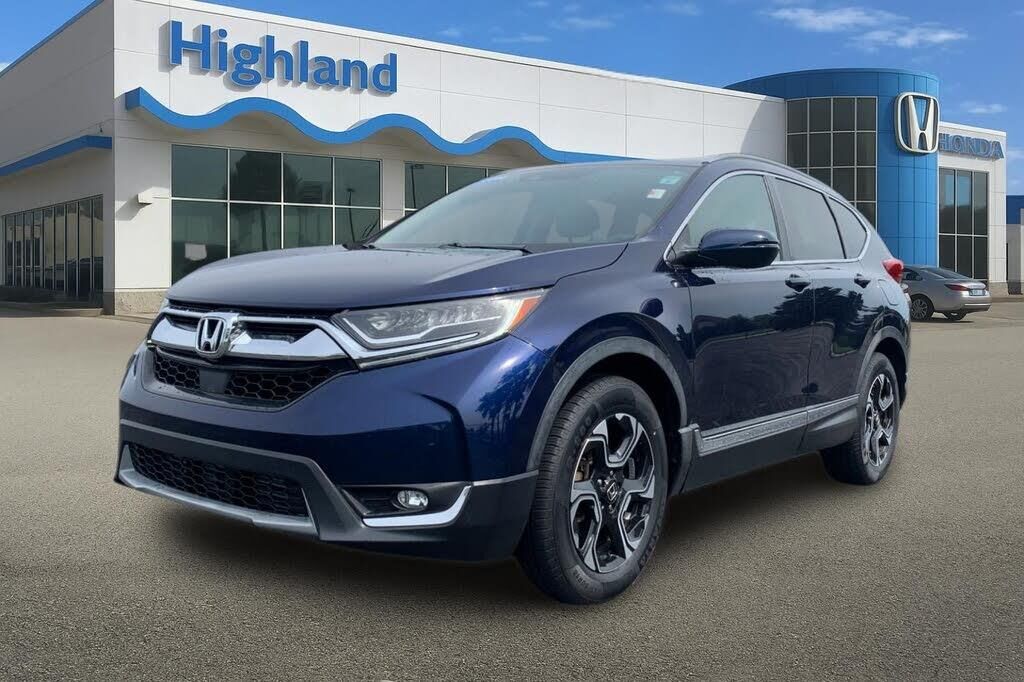 2019 Honda CR-V Touring — photo 1 of 15