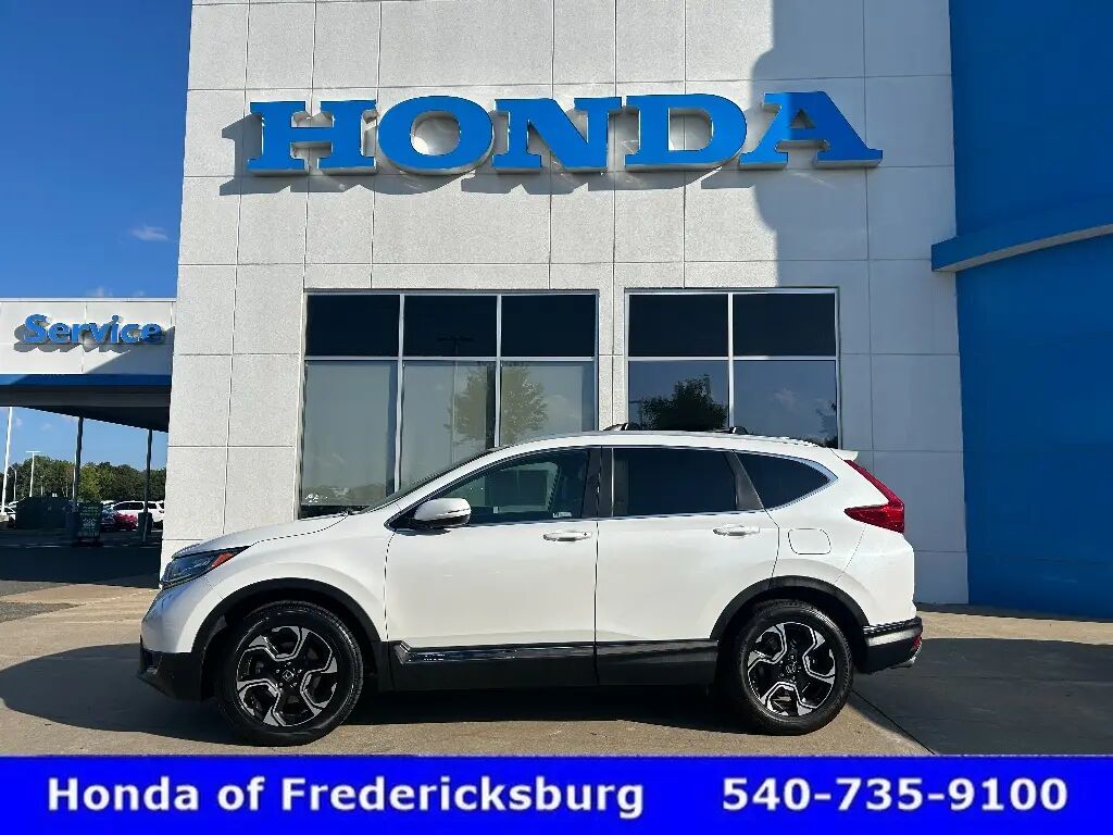 2019 Honda CR-V Touring — photo 1 of 13