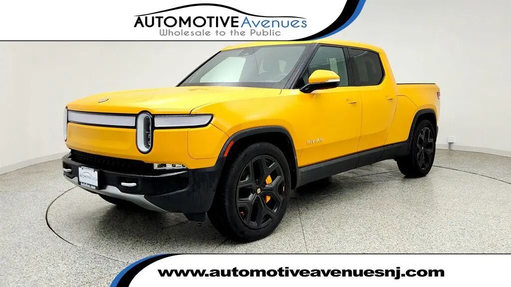 2022 Rivian R1T Adventure — photo 1 of 26