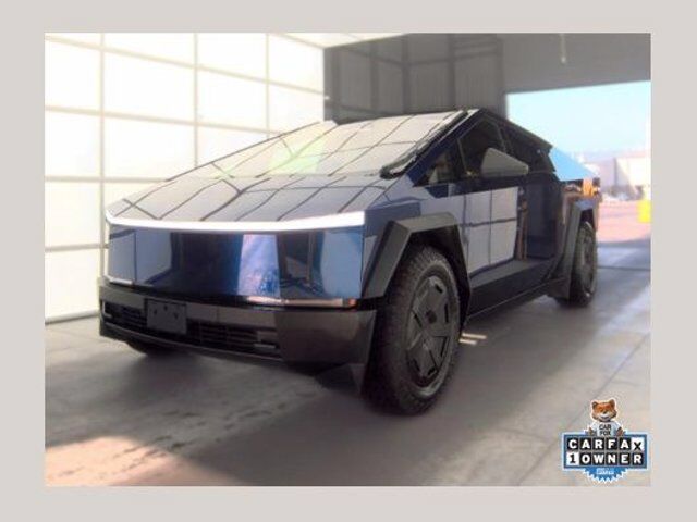 2025 Tesla Cybertruck Long Range