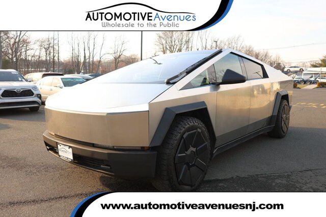 2024 Tesla Cybertruck AWD Foundation Series w/ Full Self-Driving Capability