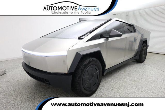 2024 Tesla Cybertruck AWD — photo 1 of 27