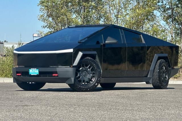 2024 Tesla Cybertruck Cyberbeast