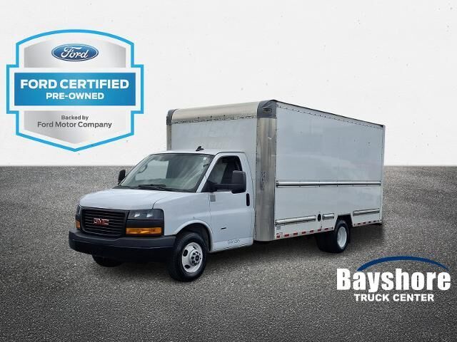 2021 GMC Savana 3500 — photo 1 of 13