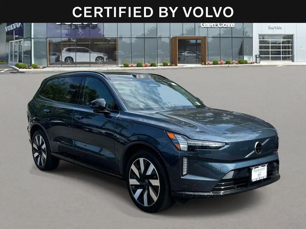 2025 Volvo EX90 Twin Performance Ultra 7P — photo 1 of 39