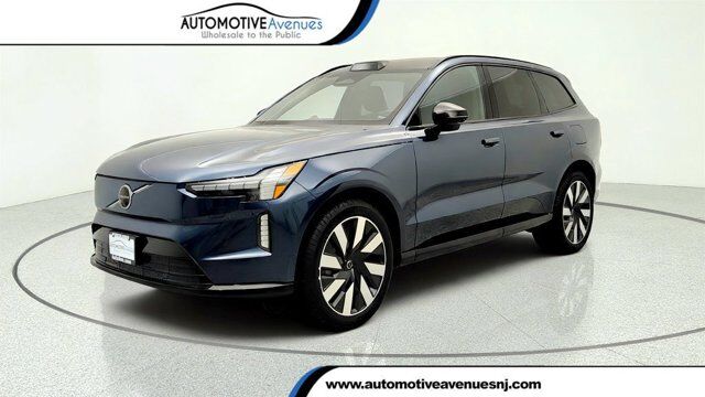 2025 Volvo EX90 Ultra — photo 1 of 13
