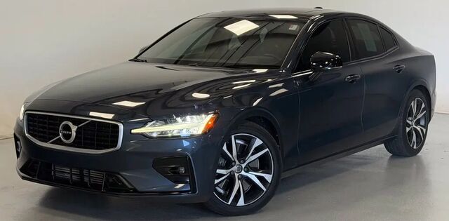 2019 Volvo S60 T6 R-Design