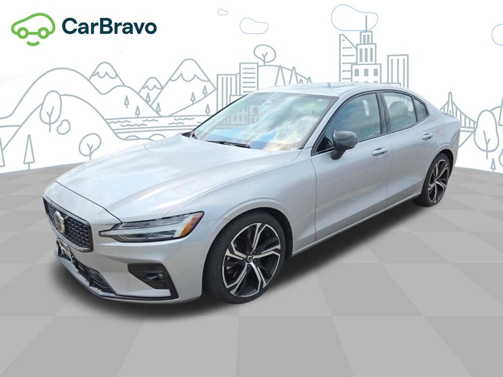 2024 Volvo S60 Core Dark Theme — photo 1 of 6