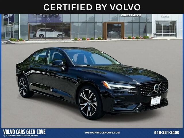 2024 Volvo S60 B5 Plus Dark Theme