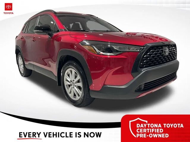 2025 Toyota Corolla Cross LE
