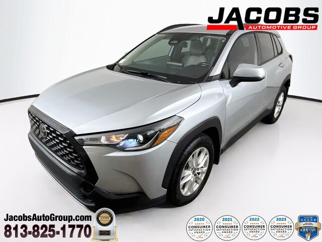 2023 Toyota Corolla Cross LE