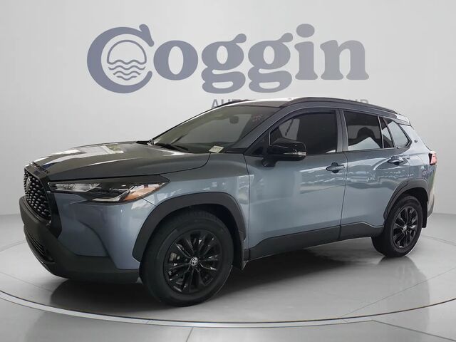 2025 Toyota Corolla Cross LE