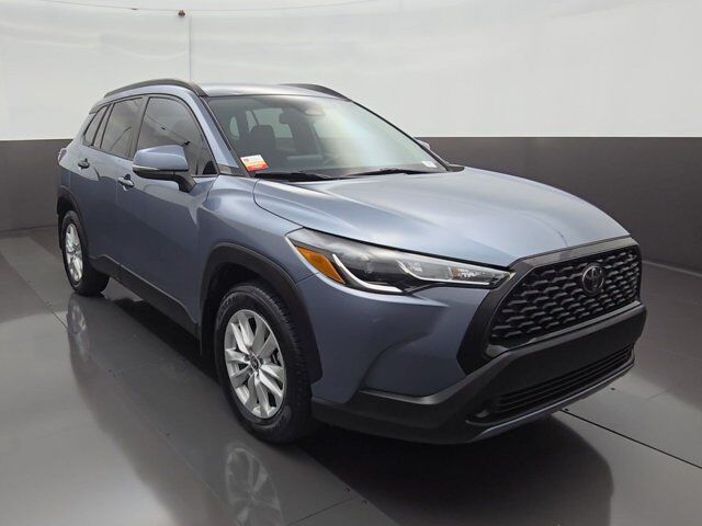2023 Toyota Corolla Cross LE