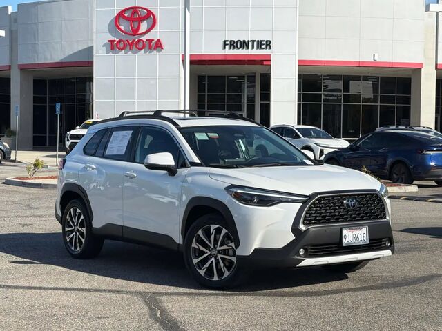 2023 Toyota Corolla Cross XLE