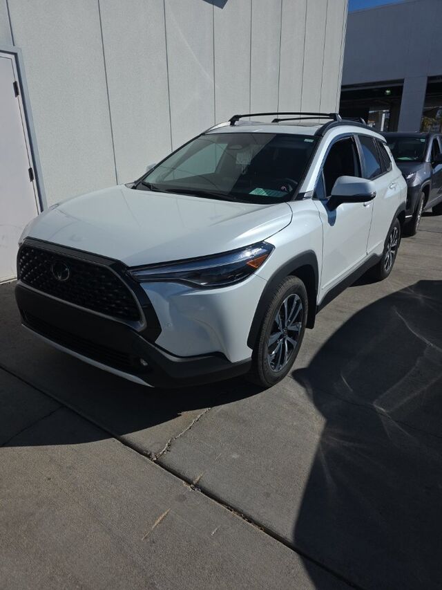 2024 Toyota Corolla Cross XLE