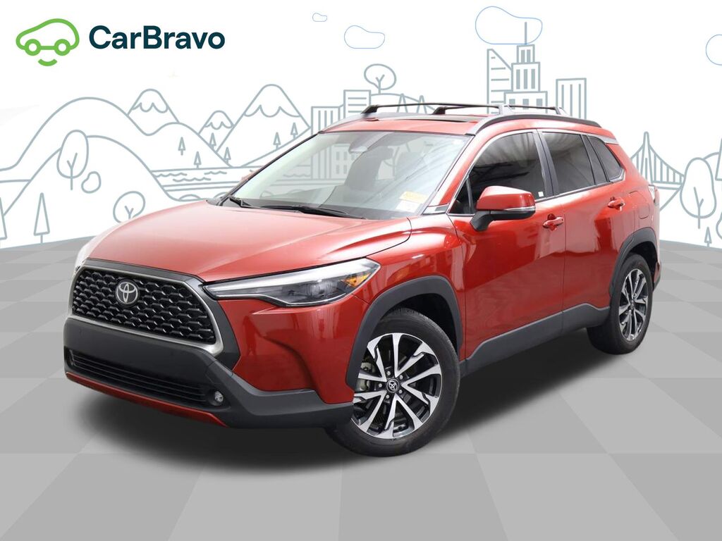 2024 Toyota Corolla Cross XLE — photo 1 of 7