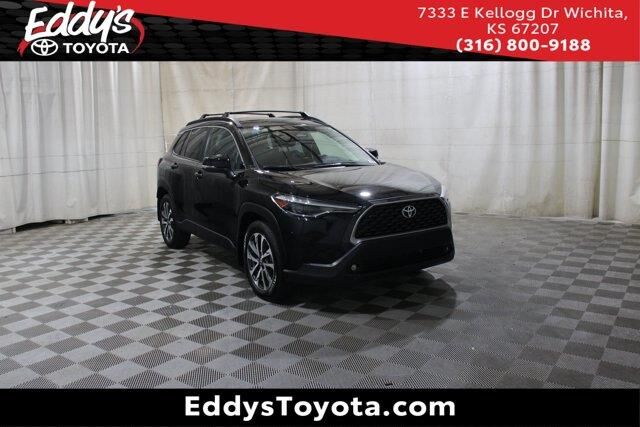 2025 Toyota Corolla Cross XLE