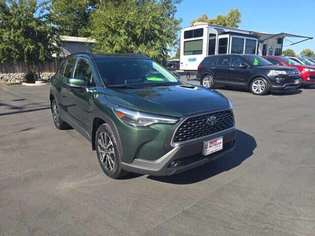 2023 Toyota Corolla Cross XLE