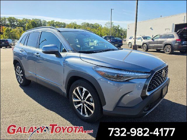 2024 Toyota Corolla Cross XLE
