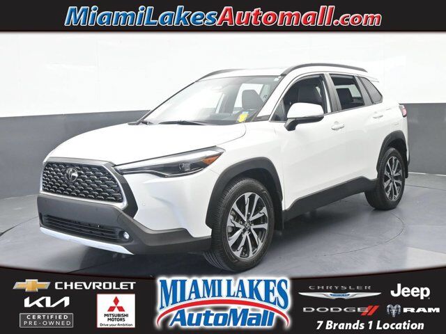 2024 Toyota Corolla Cross XLE