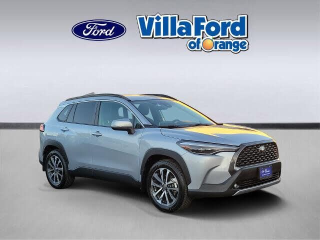 2022 Toyota Corolla Cross XLE