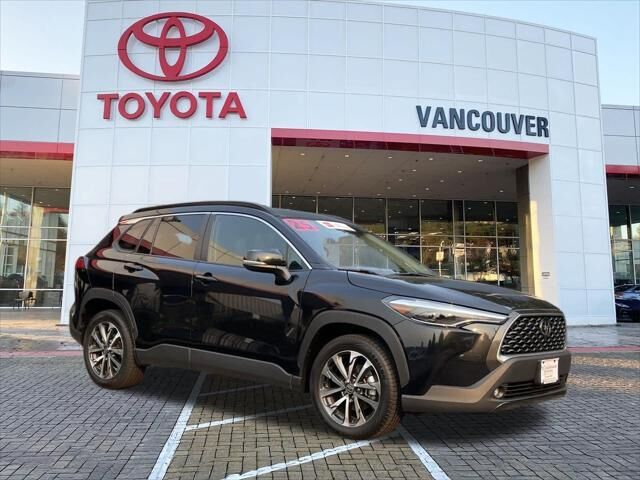 2025 Toyota Corolla Cross XLE