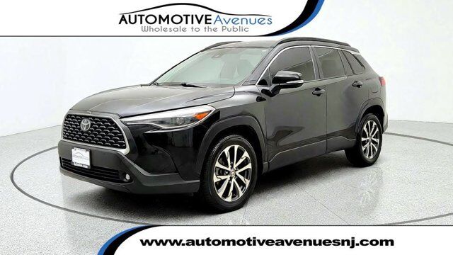 2022 Toyota Corolla Cross XLE