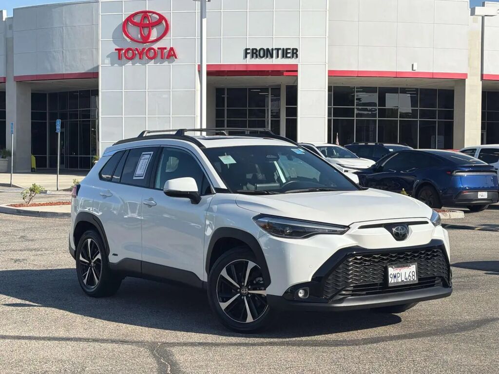 2024 Toyota Corolla Cross Hybrid S — photo 1 of 39