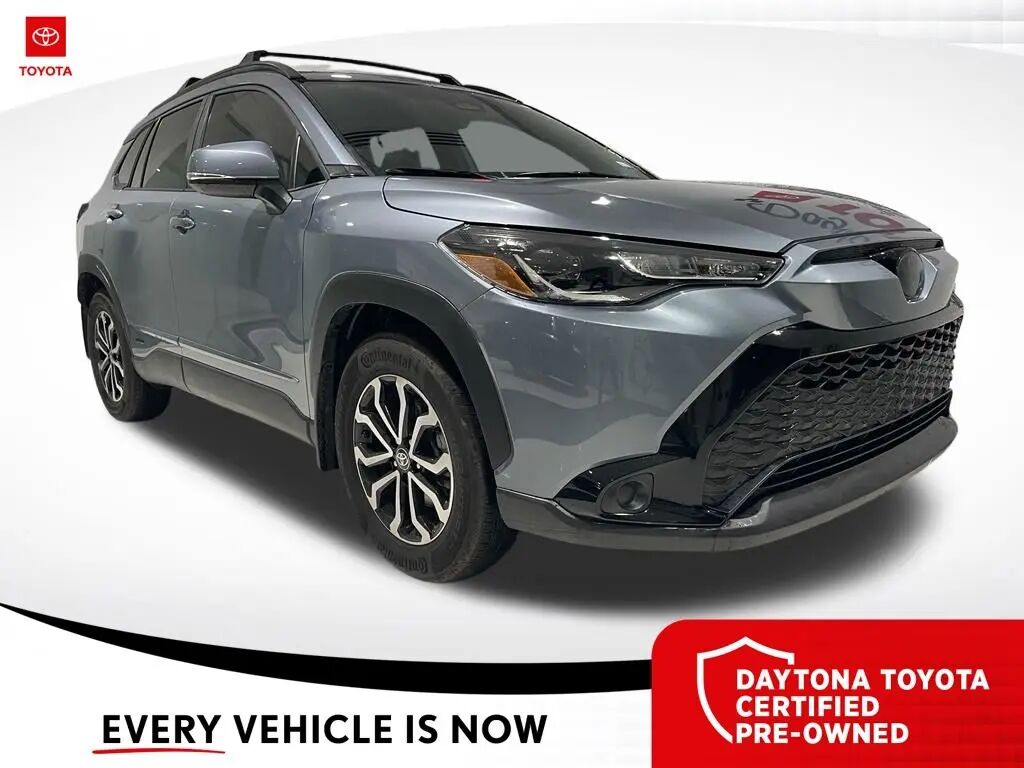 2024 Toyota Corolla Cross Hybrid S — photo 1 of 1
