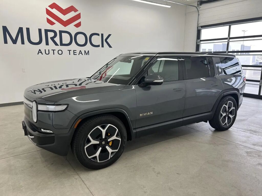 2024 Rivian R1S Adventure — photo 1 of 13