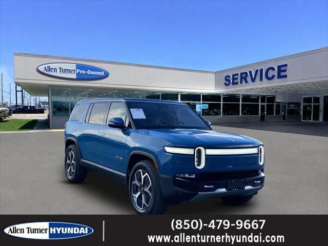 2023 Rivian R1S Adventure — photo 1 of 13
