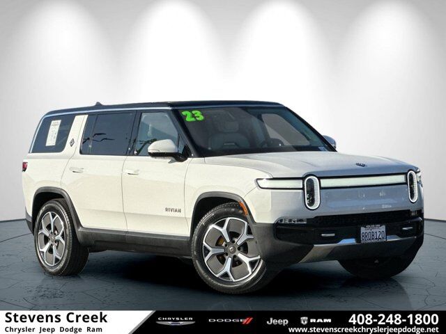 2023 Rivian R1S Adventure