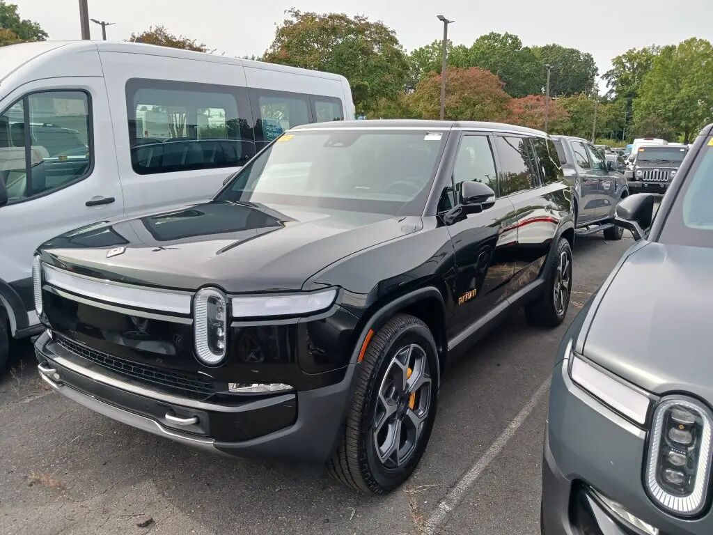2023 Rivian R1S Adventure — photo 1 of 13