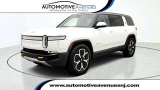 2024 Rivian R1S Adventure