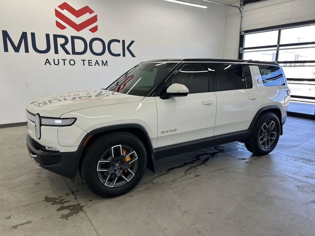 2023 Rivian R1S Adventure — photo 1 of 13