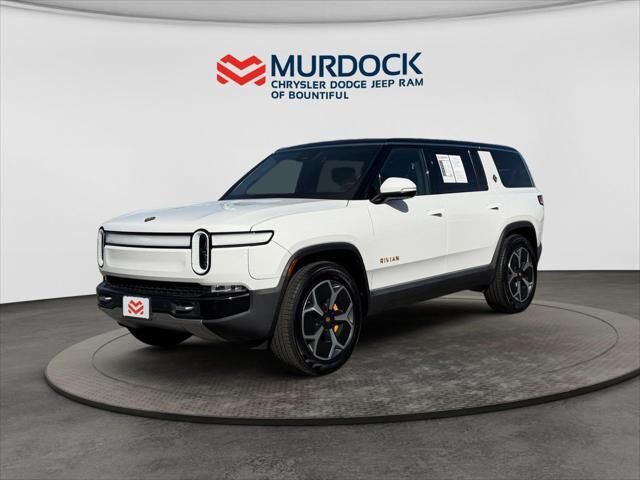 2024 Rivian R1S Adventure — photo 1 of 13