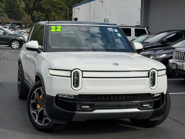 2022 Rivian R1S Launch Edition — photo 1 of 13