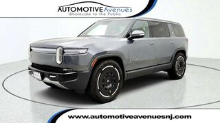 2025 Rivian R1S Adventure