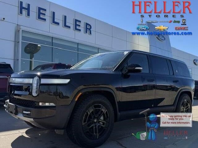 2024 Rivian R1S Adventure