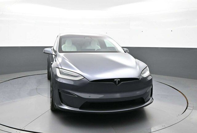 2023 Tesla Model X Standard Range