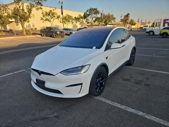 2023 Tesla Model X Standard Range