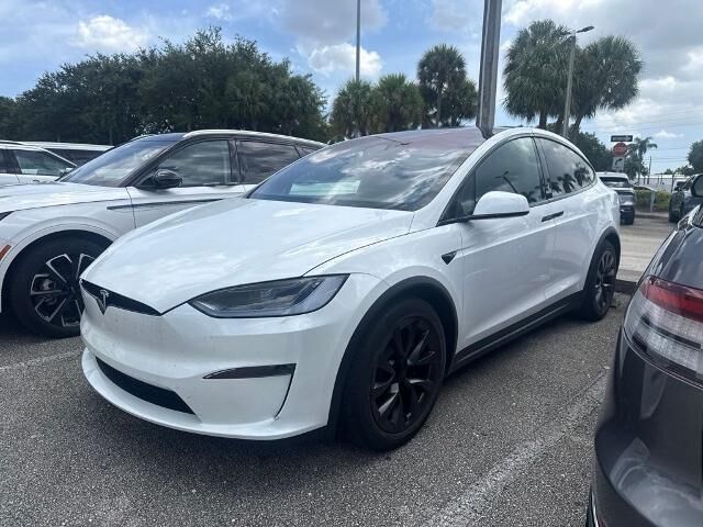 2023 Tesla Model X Base