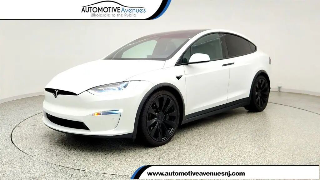 2022 Tesla Model X Base — photo 1 of 26