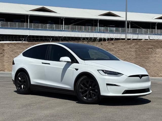 2023 Tesla Model X Base