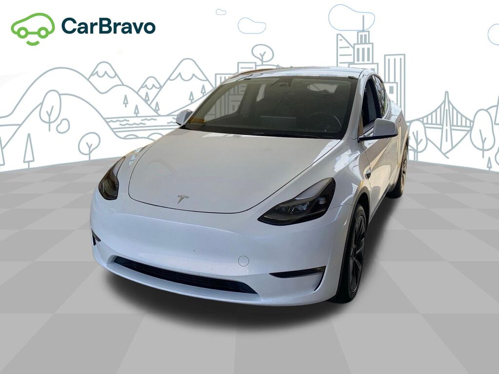 2025 Tesla Model Y Long Range — photo 1 of 6