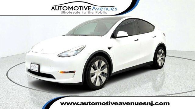 2023 Tesla Model Y Long Range