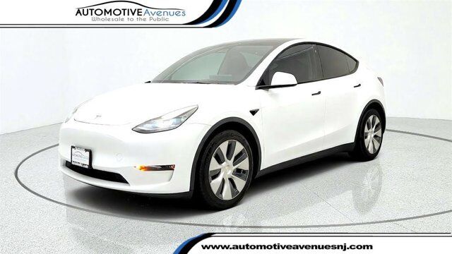 2023 Tesla Model Y Long Range