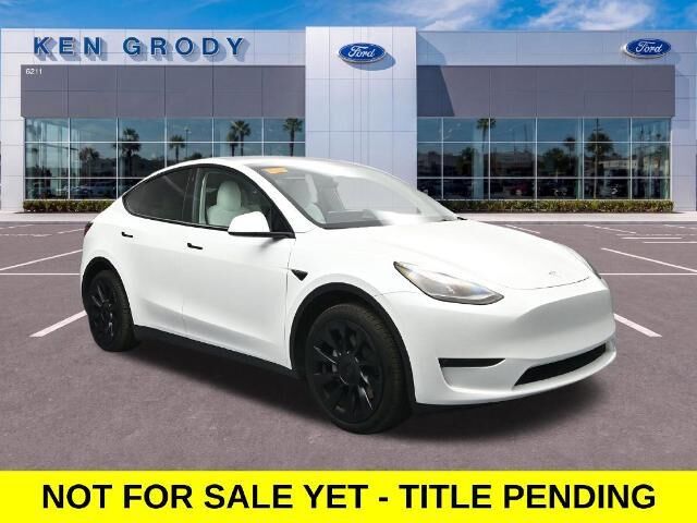 2023 Tesla Model Y Long Range